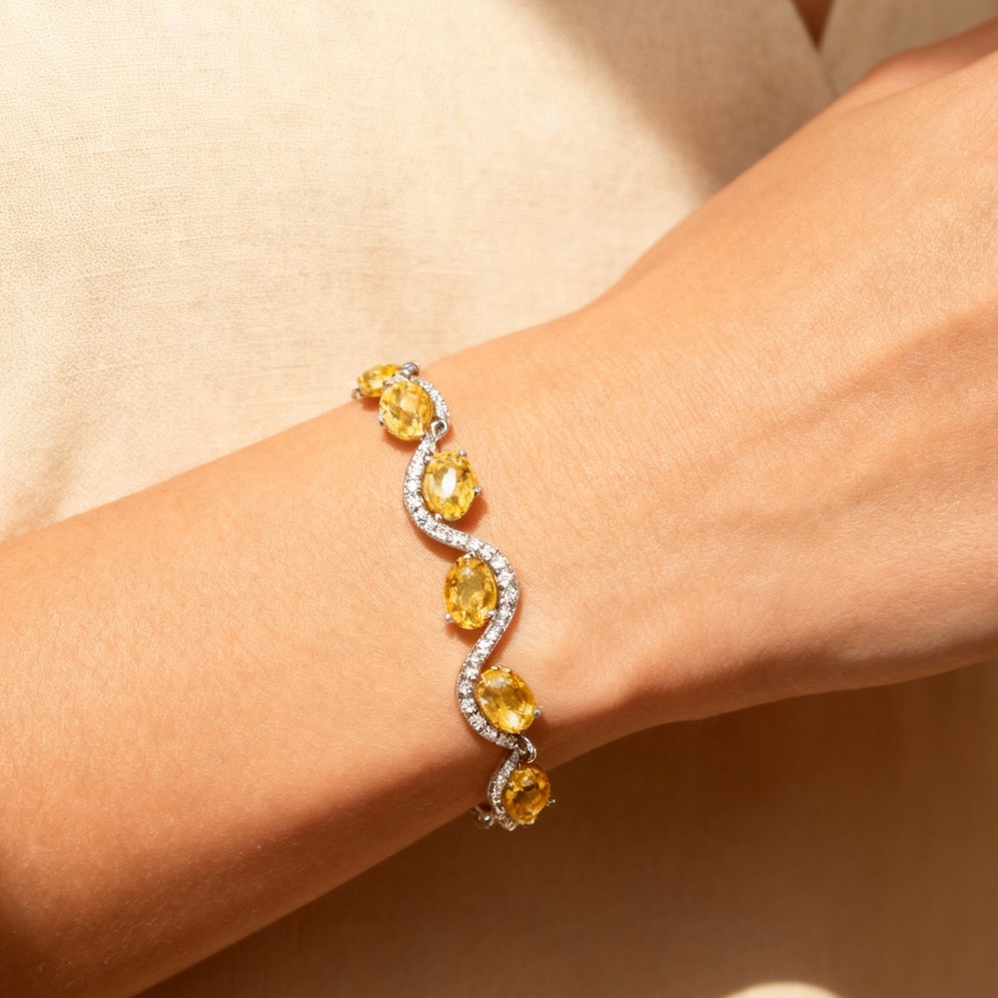 Sunlit Bracelet - Yellow Citrine