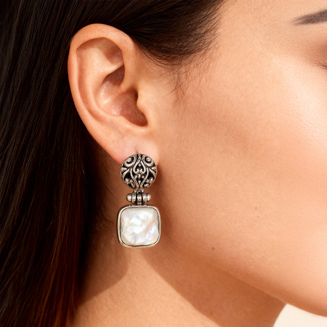 أقراط أضواء القمر - لؤلؤ باروك