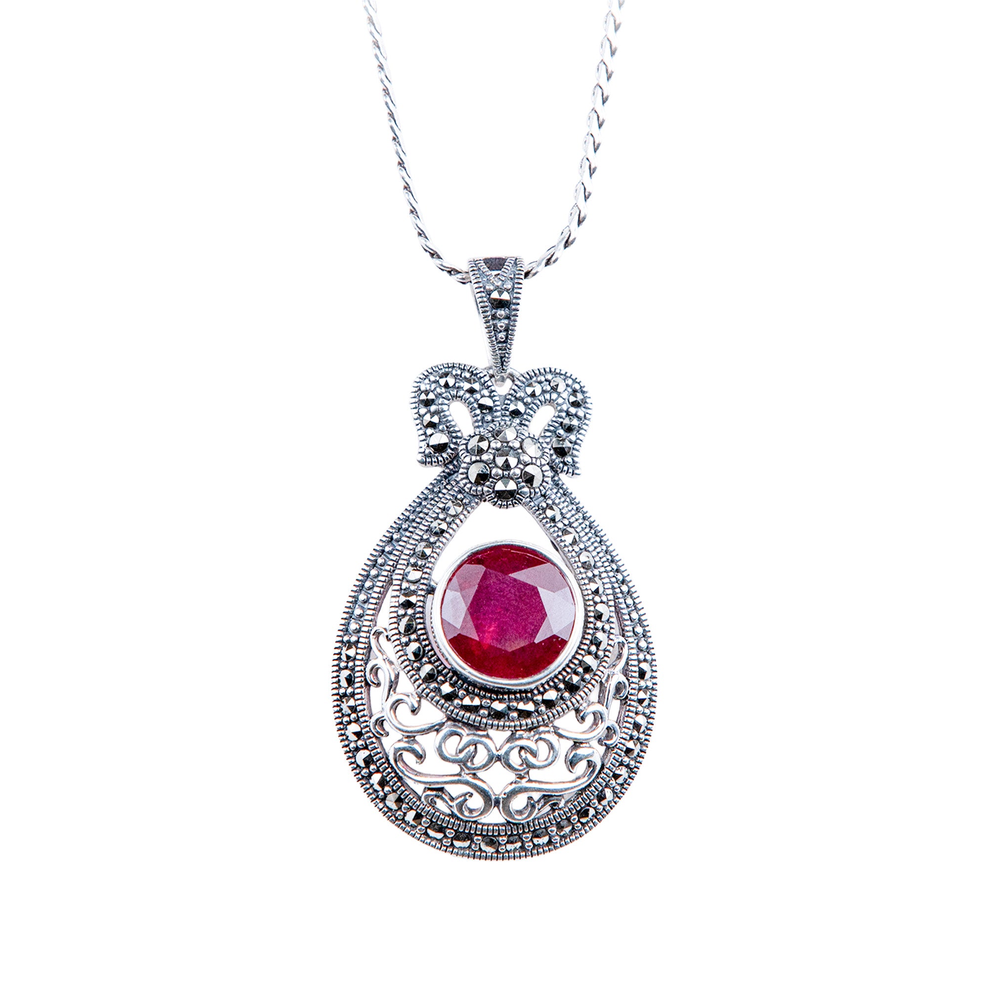 Vintage Royal Necklace - Red Garent