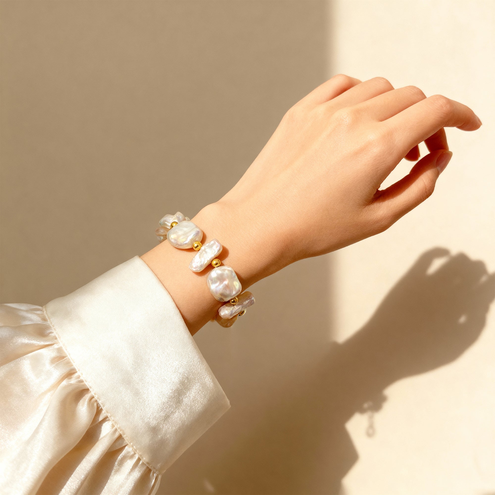 Bloom Bracelet - Baroque Pearl