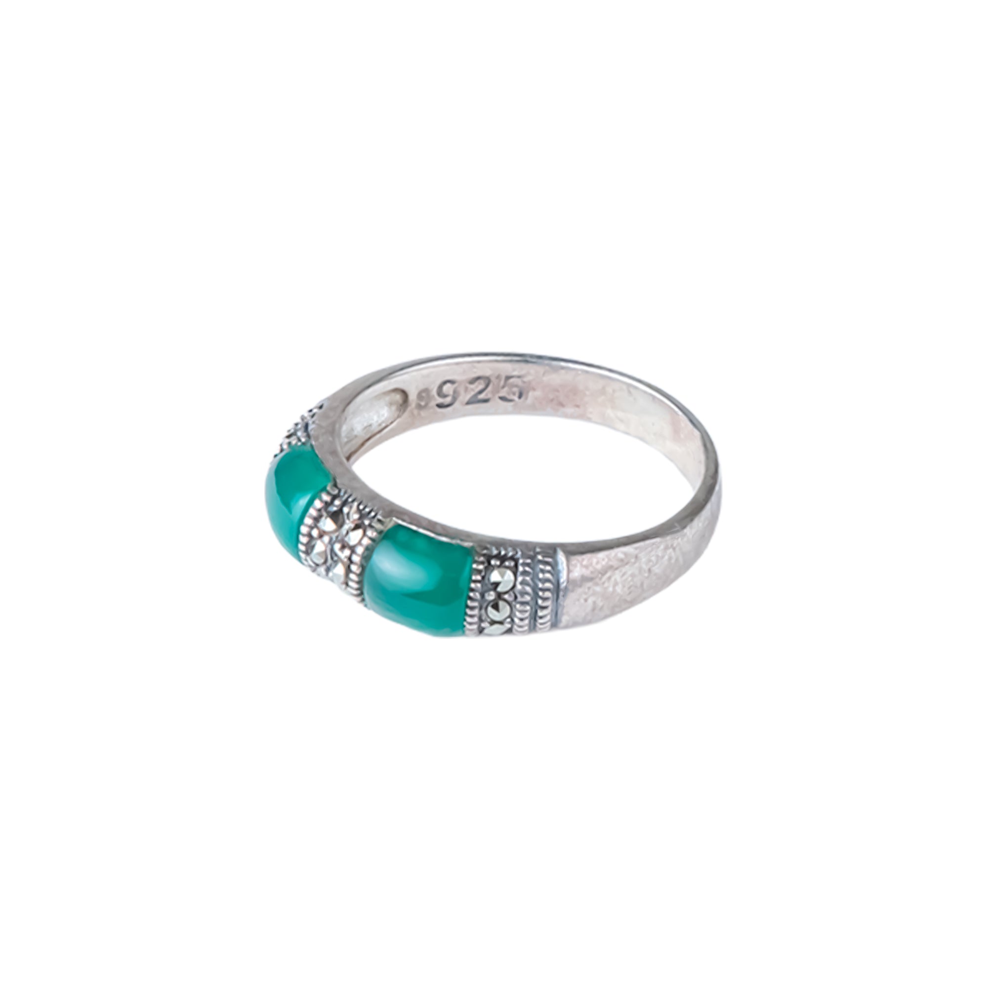 Beauty Ring - Green Emerald