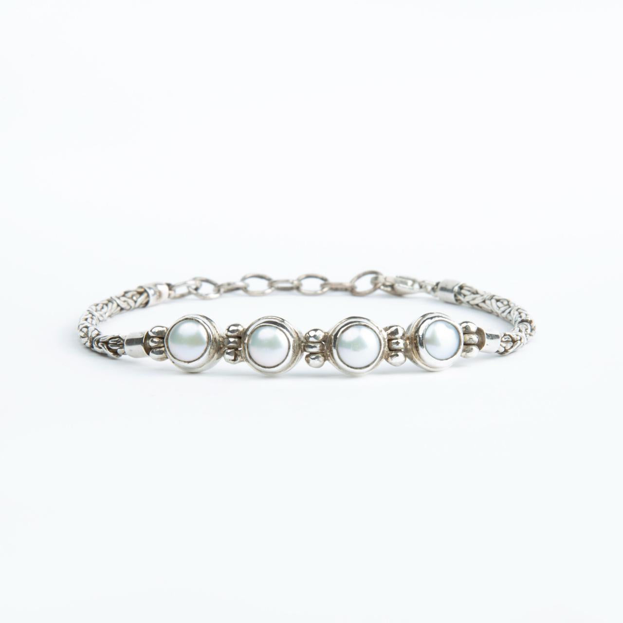 Pure Elegance Bracelet - Baroque Pearl