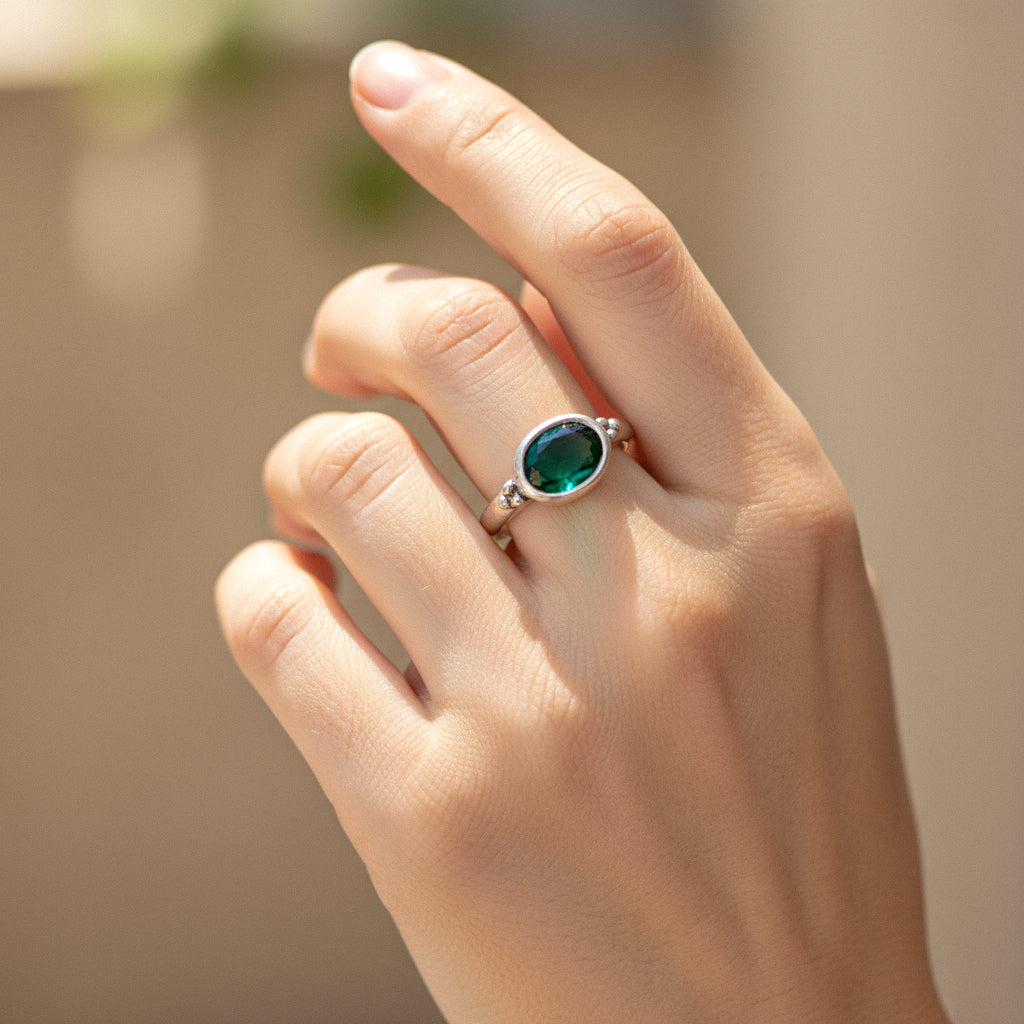 شجرة حلقة التوهج - زمرد أخضر