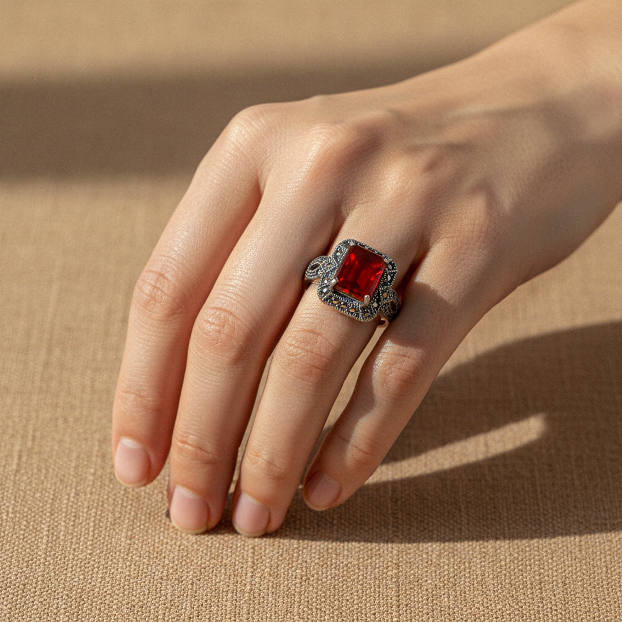 خاتم كورال ملكي - غارنيت أحمر